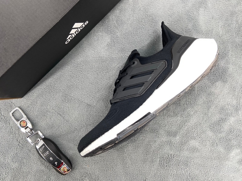 阿迪达斯UB8.0真爆米花跑鞋 黑白-1 adidas Ultra Boost 2022 Black White