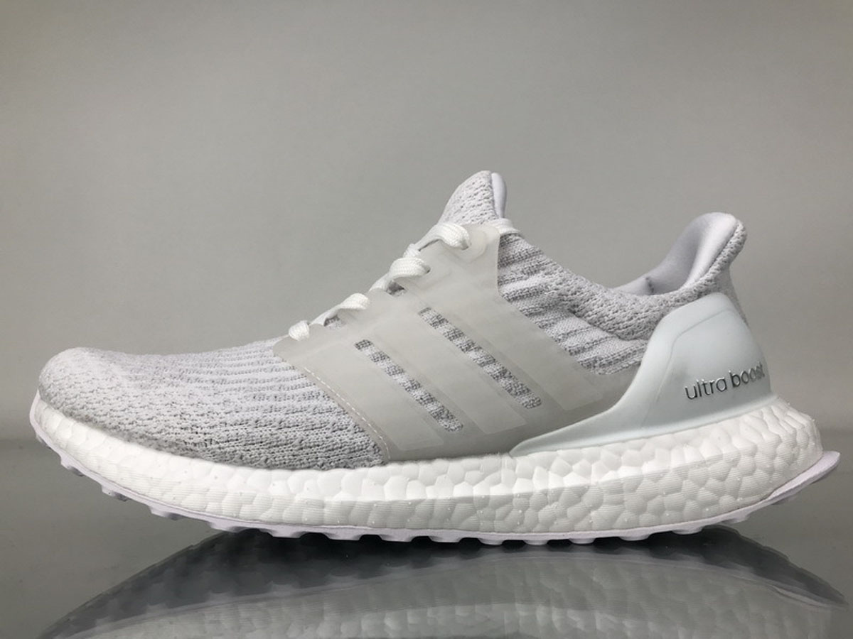 Ub triple white best sale 3.