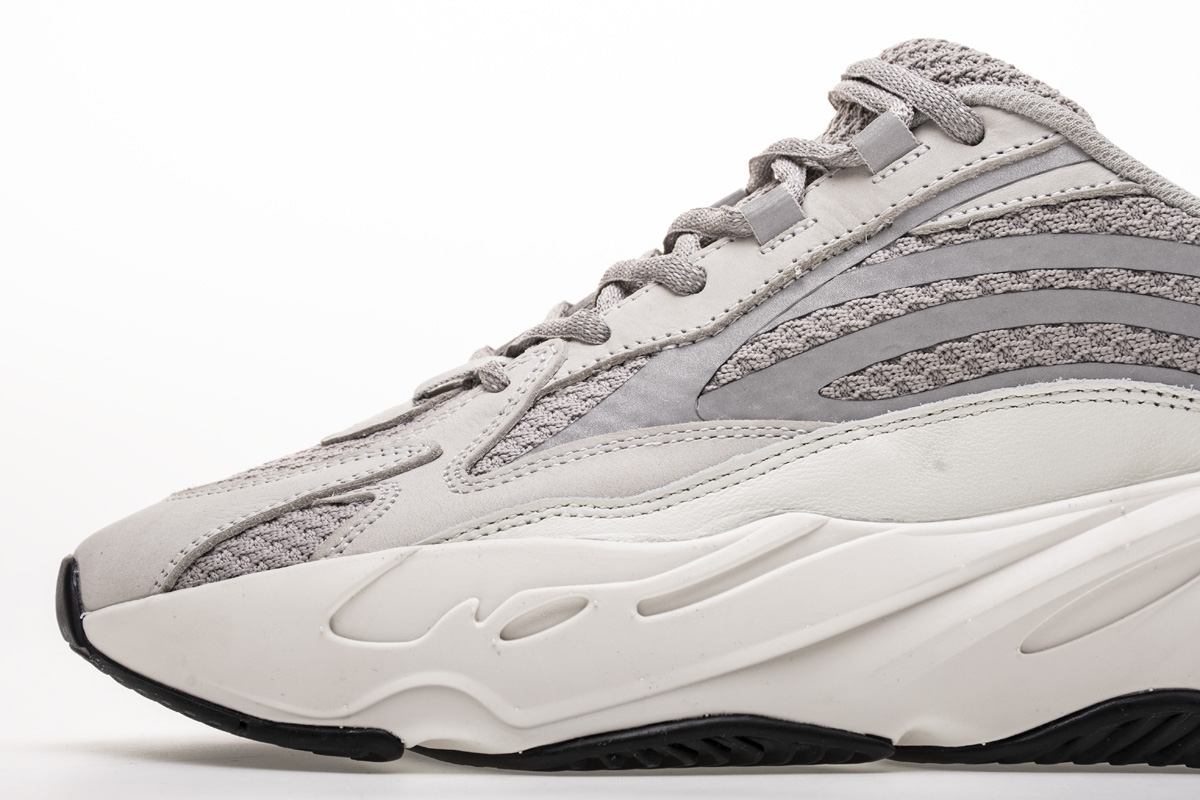 A8 700V2 银灰 Yeezy Boost 700 V2 Static