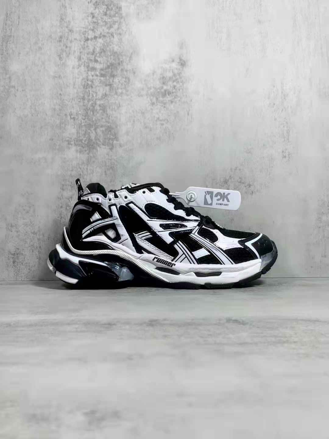 巴黎7代 黑白-8 Balenciaga Runner Black White