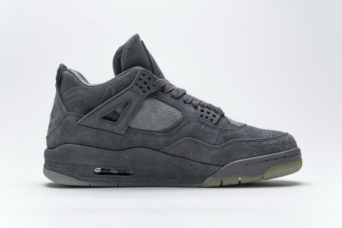 Q4乔丹4代 KAWS灰 Air Jordan 4 KAWS X Air Jordan 4 Retro