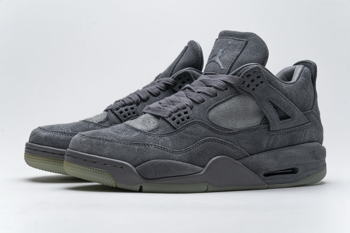 Q4乔丹4代 KAWS灰 Air Jordan 4 KAWS X Air Jordan 4 Retro