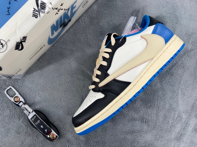 XP 乔1 低帮闪电 Air Jordan 1  Travis Scott x Fragment Design x Air Jordan 1 Low