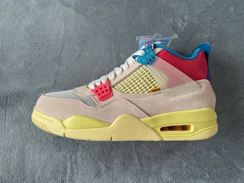 公司级乔丹4代篮球鞋 UN粉 Union LA x Air Jordan 4 Retro SP Guava Ice