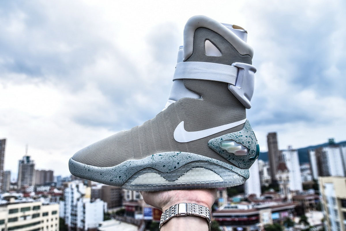 耐克回到未来灯鞋 原色 NIKE AIR MAG Back To The Future Original Color