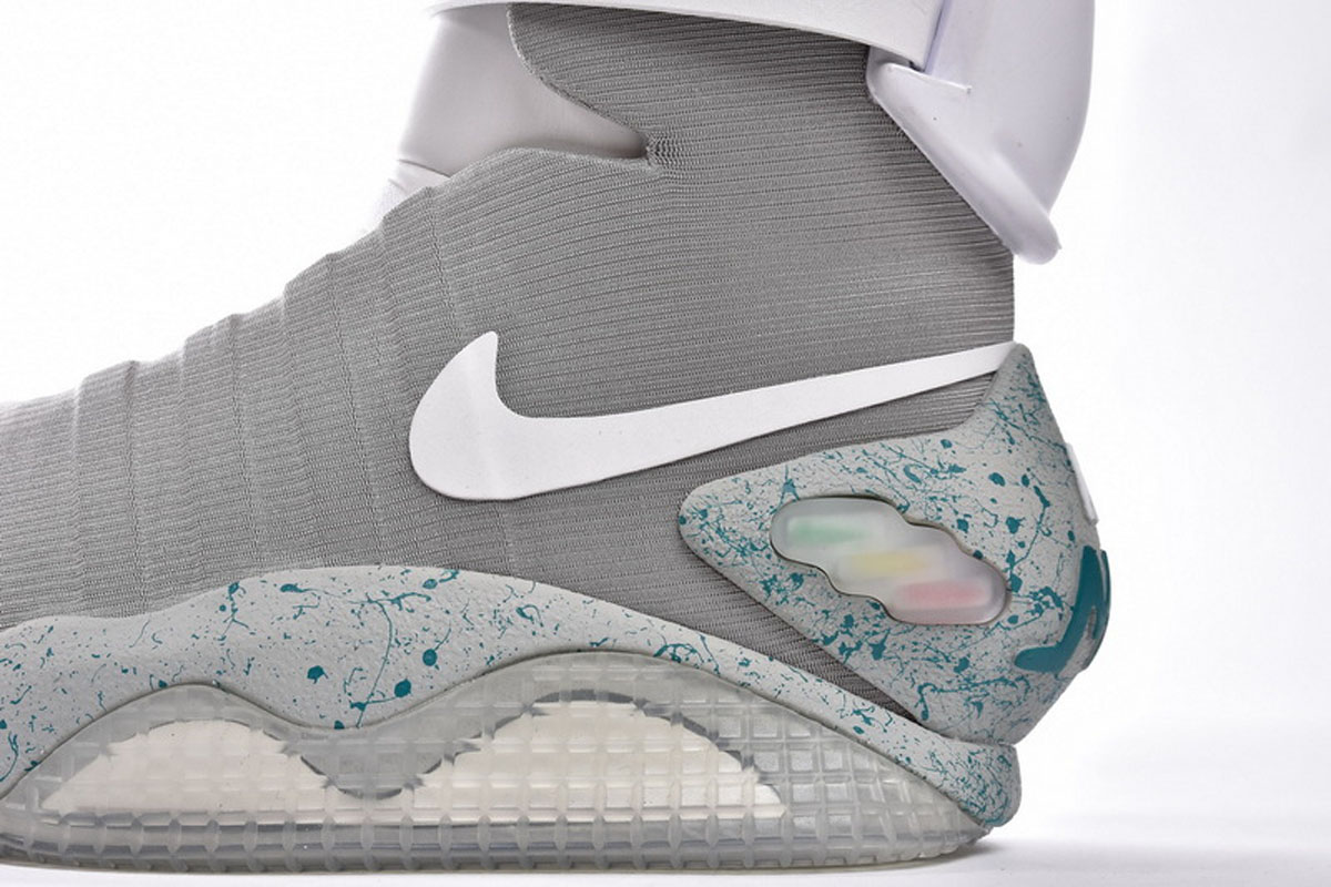 耐克回到未来灯鞋 原色 NIKE AIR MAG Back To The Future Original Color