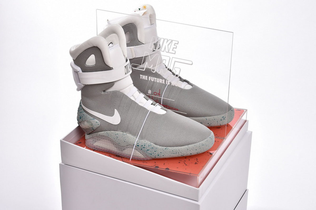 耐克回到未来灯鞋 原色 NIKE AIR MAG Back To The Future Original Color