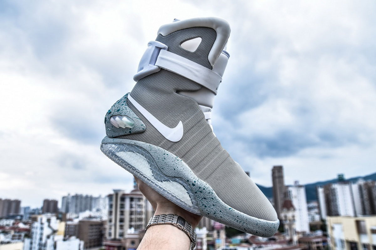 耐克回到未来灯鞋 原色 NIKE AIR MAG Back To The Future Original Color